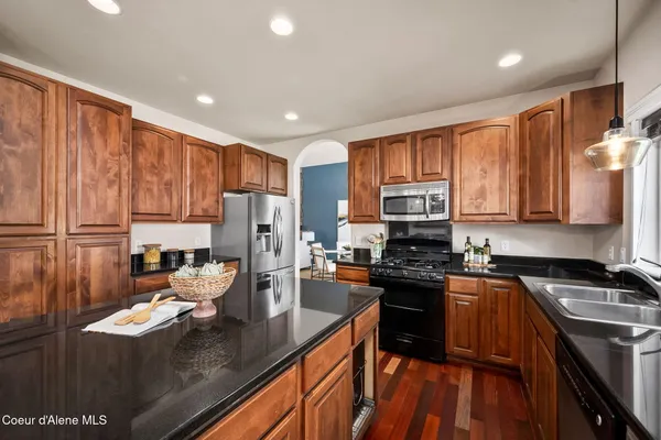 $699,000 | 2547 Blackberry Loop, Hayden, ID 83835