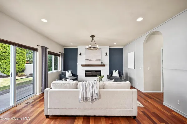 $699,000 | 2547 Blackberry Loop, Hayden, ID 83835