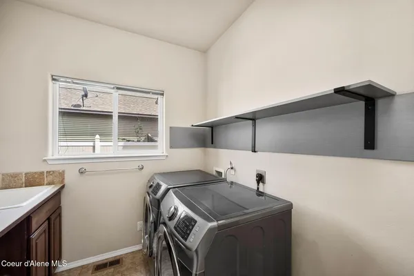 $699,000 | 2547 Blackberry Loop, Hayden, ID 83835