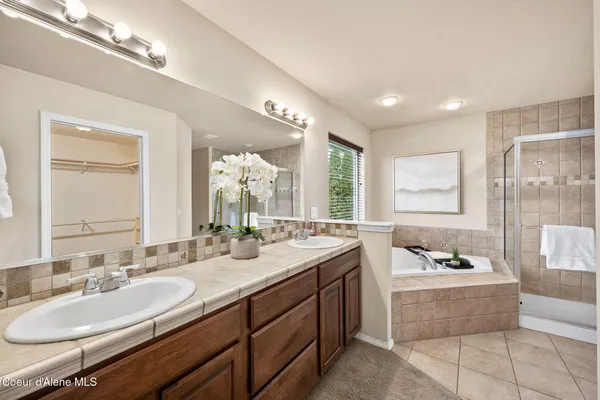 $699,000 | 2547 Blackberry Loop, Hayden, ID 83835