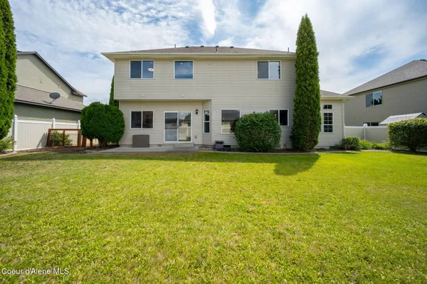 $699,000 | 2547 Blackberry Loop, Hayden, ID 83835