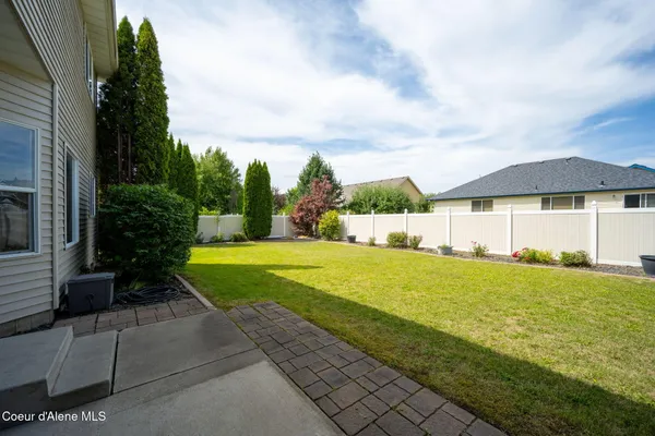 $699,000 | 2547 Blackberry Loop, Hayden, ID 83835