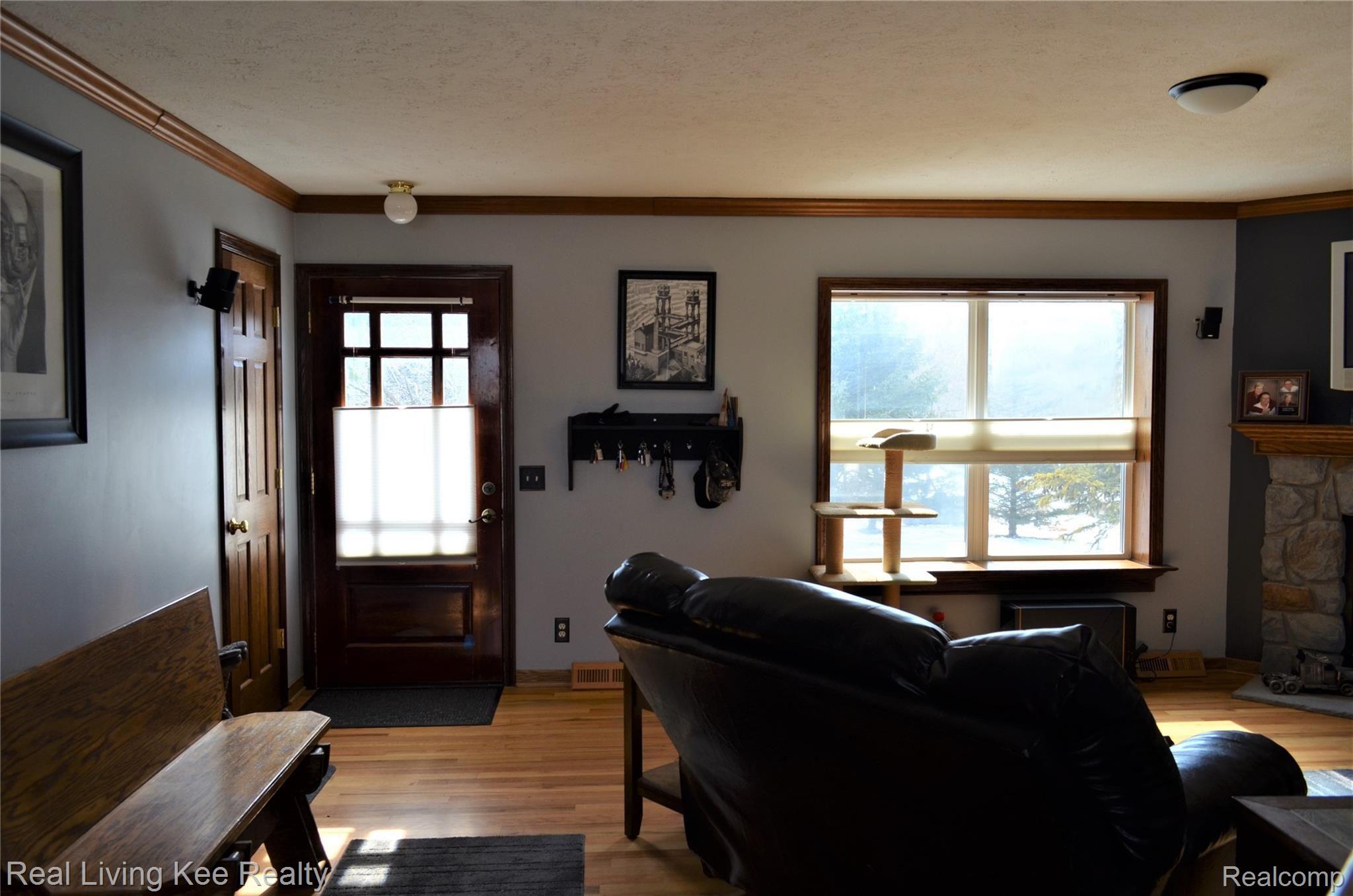 5940 Lippincott Road Lapeer, MI 48446 - Photo 4 of 43 DSC_0423.JPG