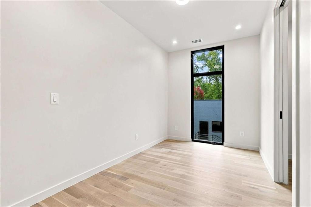 1230 Fowler Street Northwest Atlanta, GA 30318 - Photo 19 of 40 Gallery Image 19