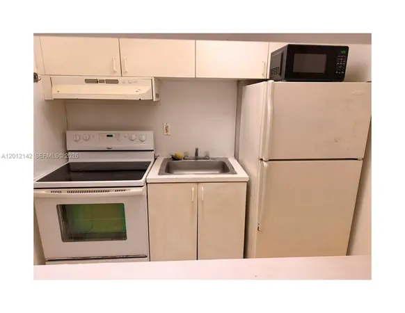 $1,200 | 291 Northwest 177th Street, Unit C208, Miami Gardens, FL 33169