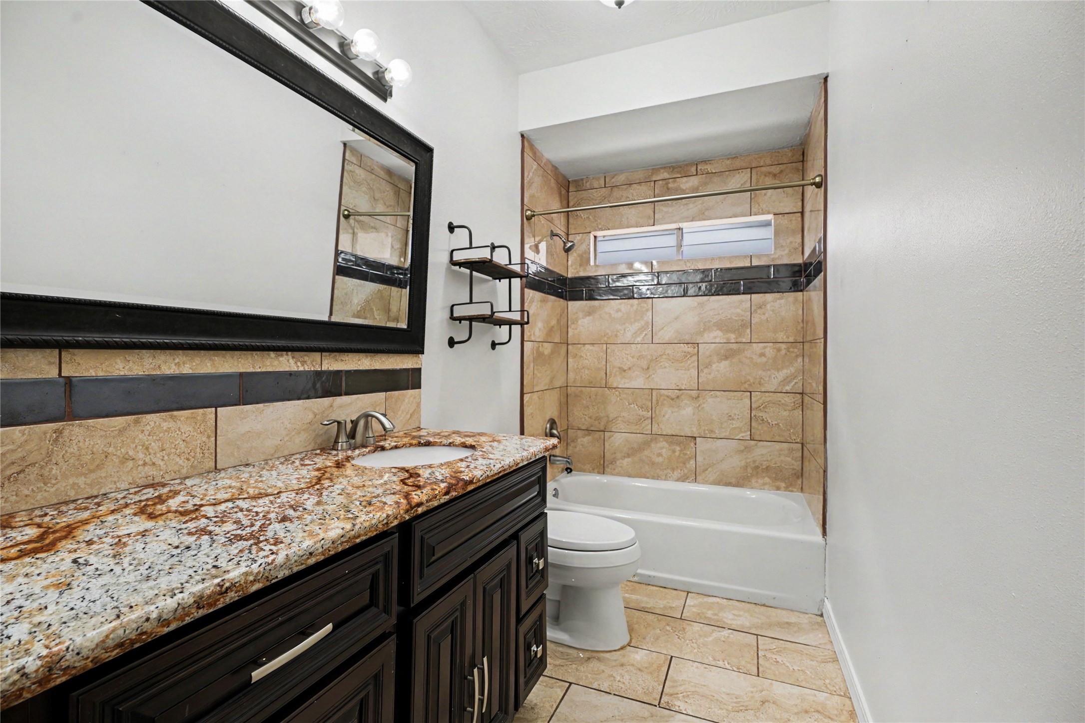 9714 Crystal Boulevard Baytown, TX 77521 - Photo 26 of 36