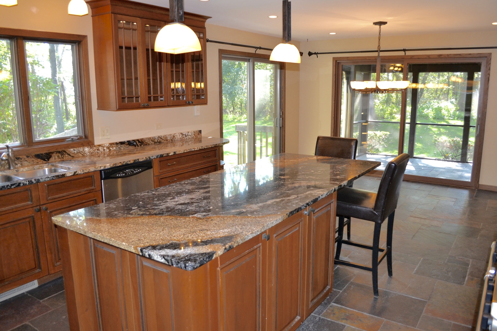 40W565 Bowes Road Elgin, IL 60124 - Photo 20 of 27