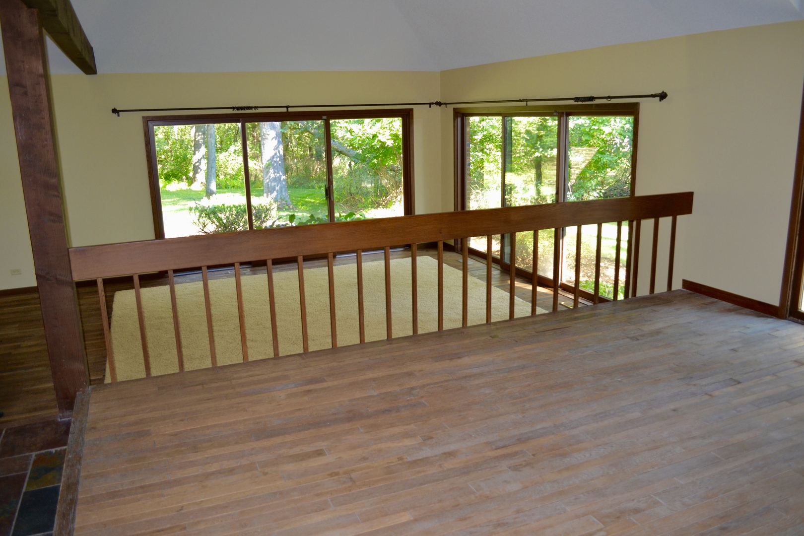 40W565 Bowes Road Elgin, IL 60124 - Photo 7 of 27