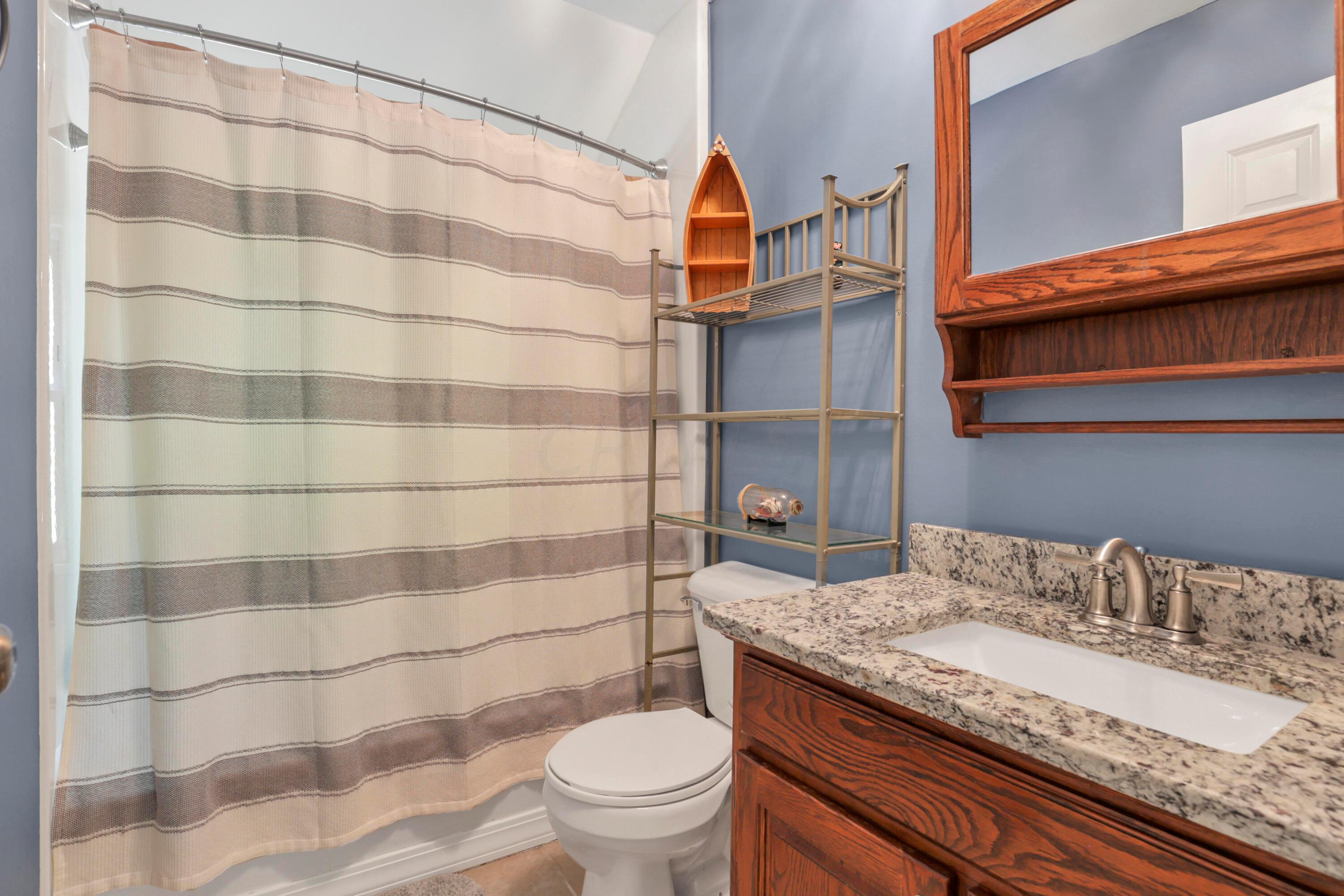 5276 Wilson Road Northwest Lancaster, OH 43130 - Photo 37 of 76 Full Bath Up