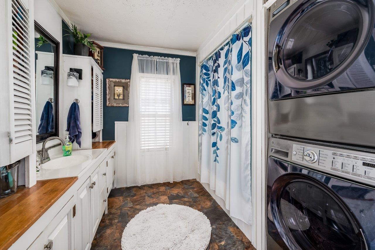 69 Chestnut Hill Road Rochester, NH 03867 - Photo 12 of 30