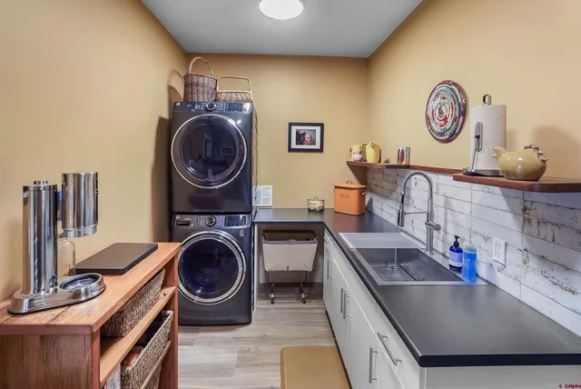 $1,389,000 | 493 Edgemont Meadows Road, Durango, CO 81301