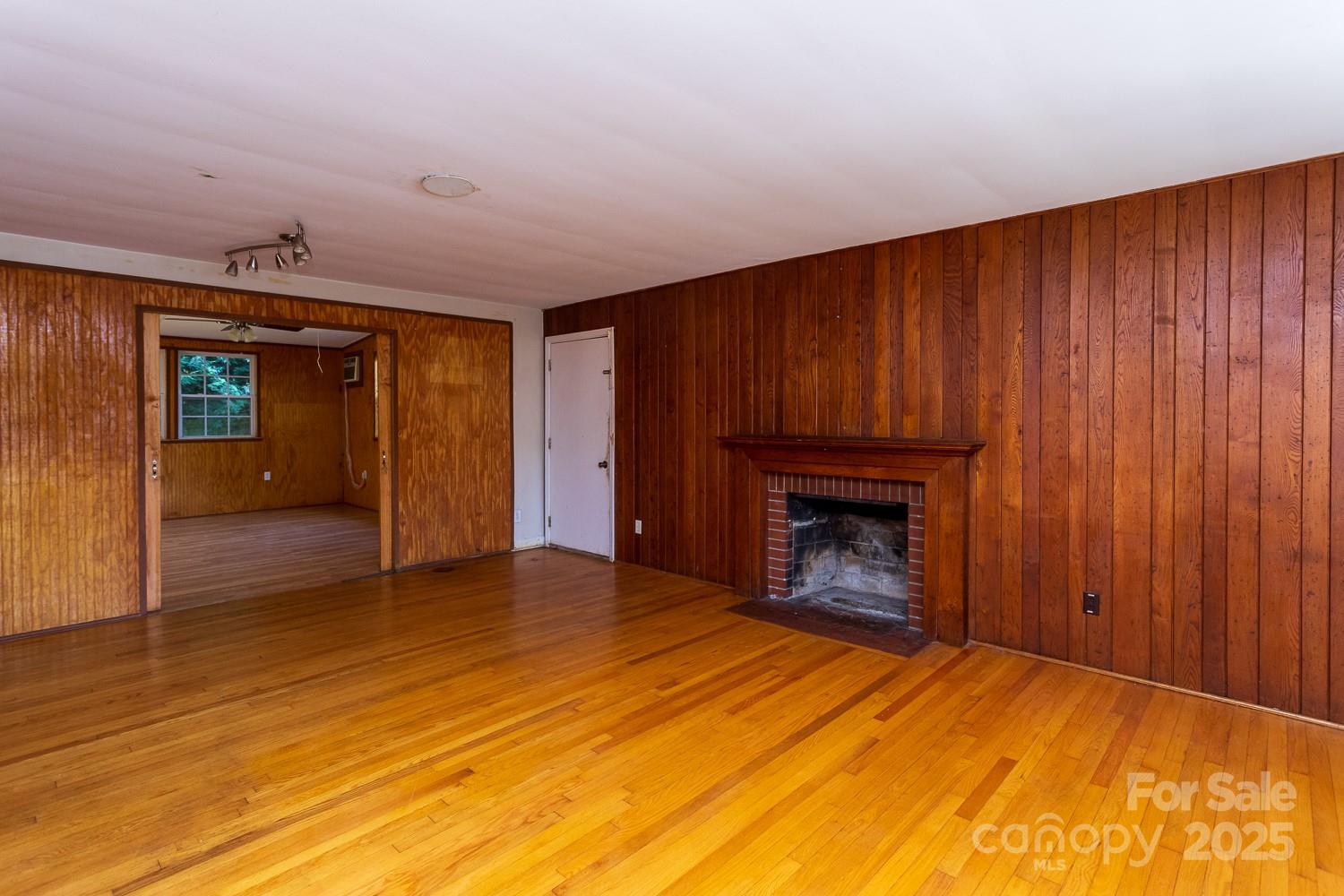 5 Fernlawn Road Asheville, NC 28805 - Photo 7 of 26 Gallery Image 7