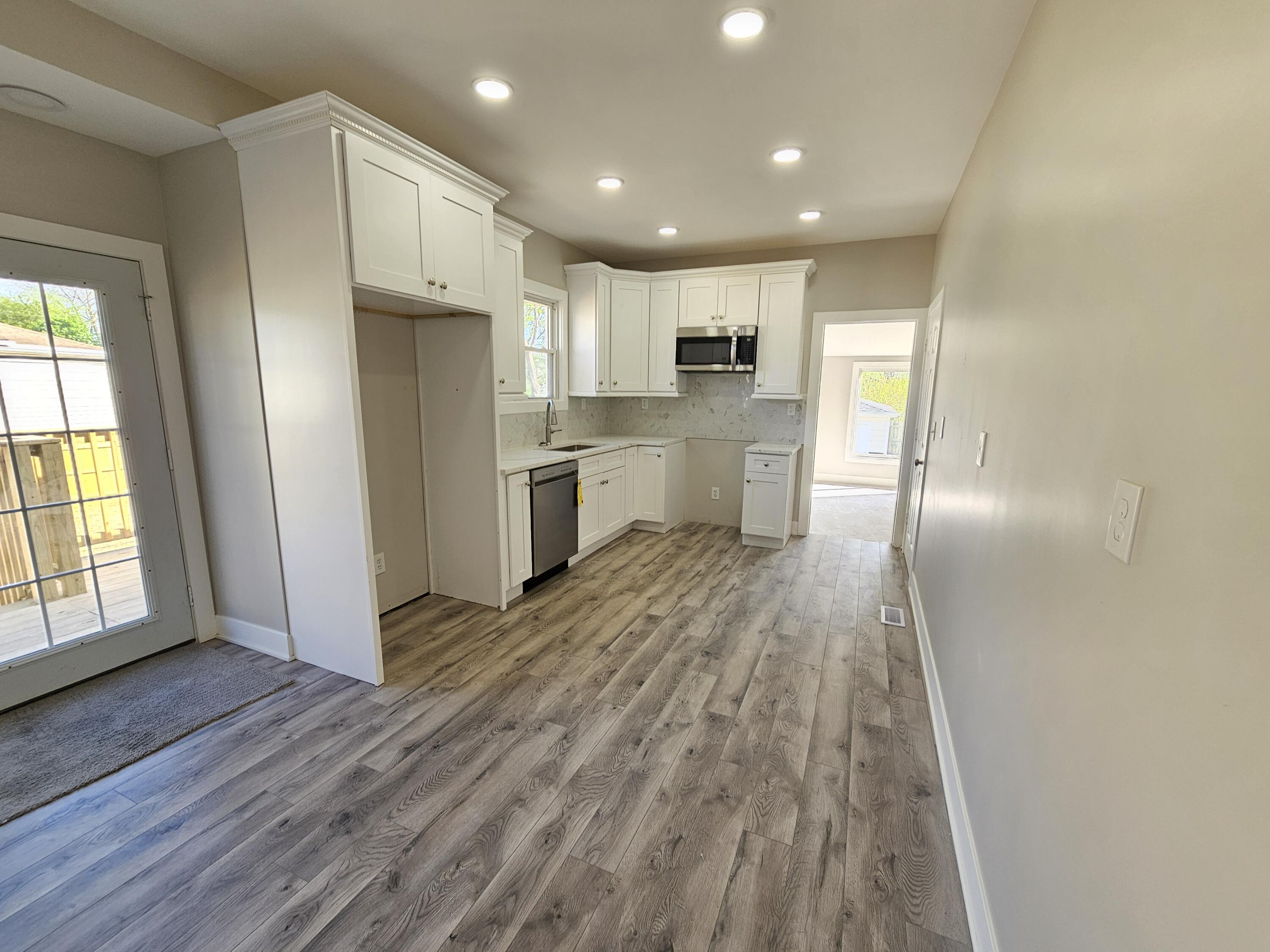 970 Murray Street Hammond, IN 46320 - Photo 11 of 25 3000x2250