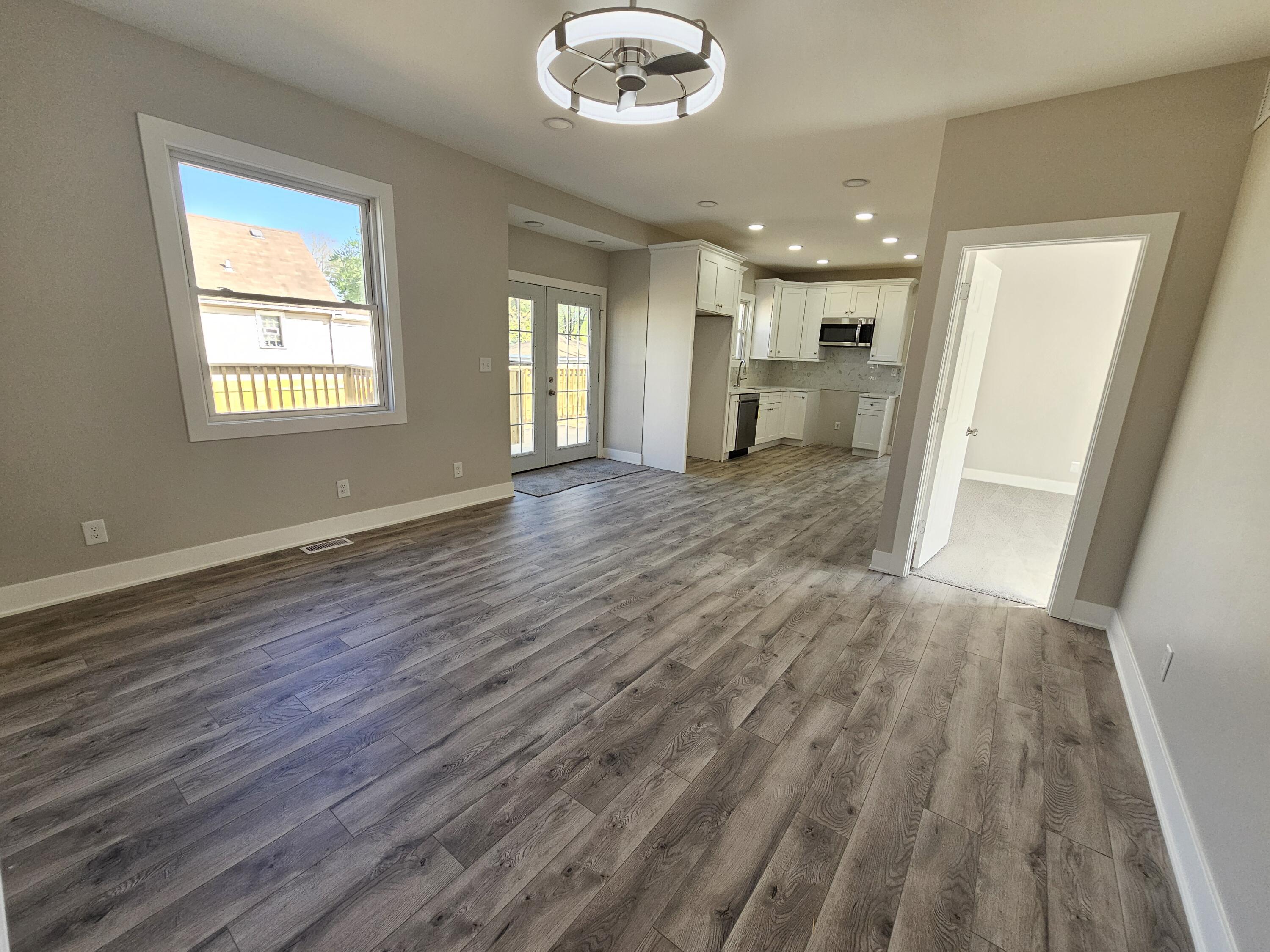 970 Murray Street Hammond, IN 46320 - Photo 12 of 25 3000x2250