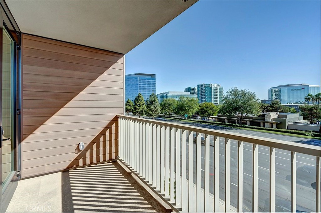 4407 Rivington Irvine, CA 92612 - Photo 23 of 52 Balcony