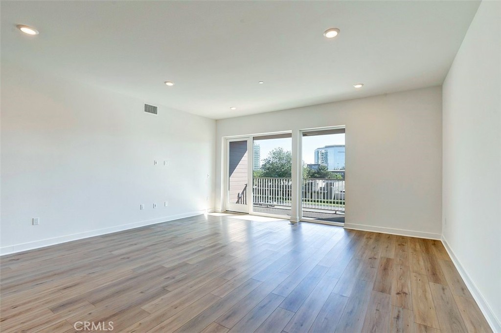 4407 Rivington Irvine, CA 92612 - Photo 5 of 52