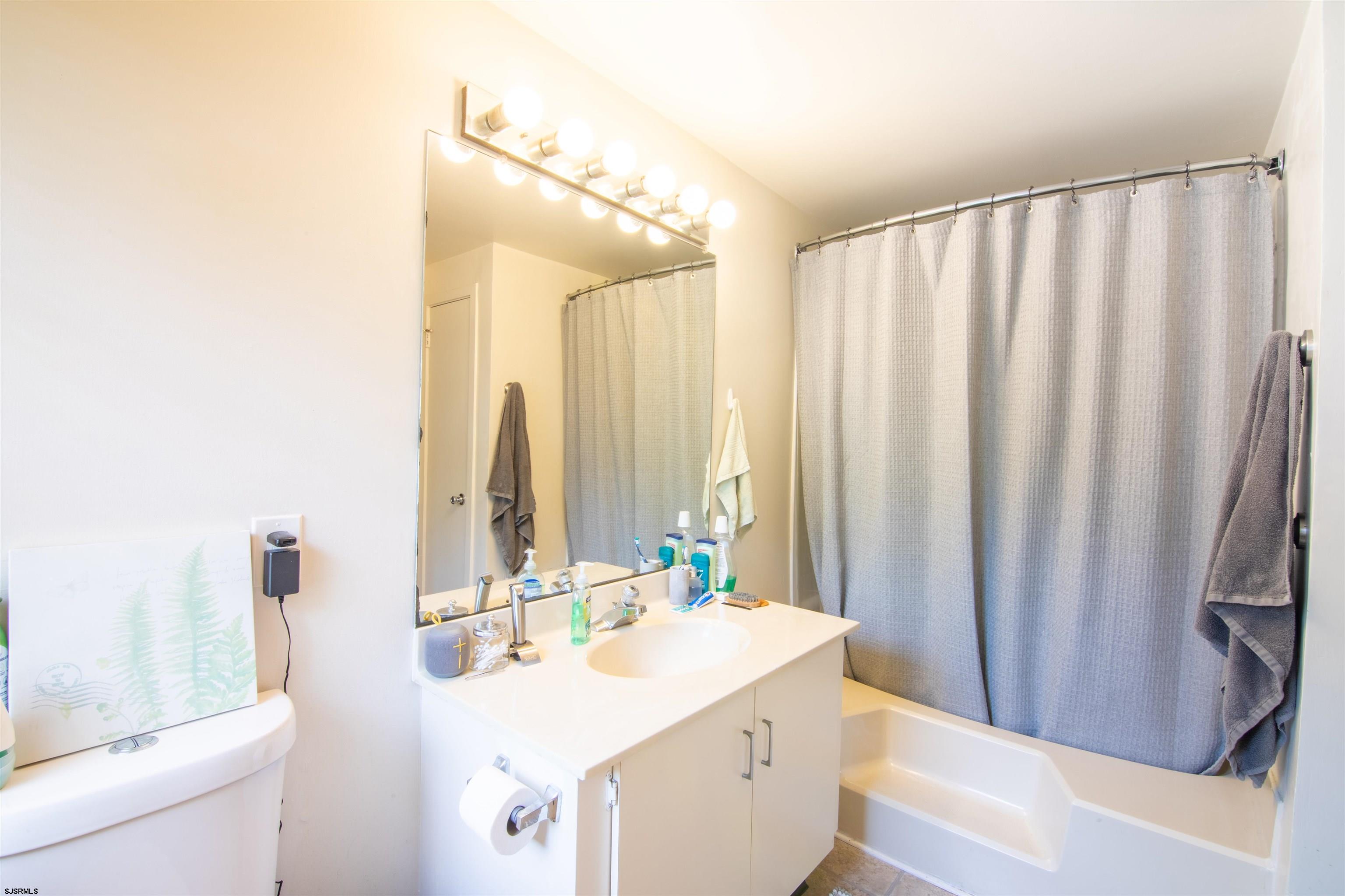 104 Meadow Ridge Road, Unit 104 Galloway Township, NJ 08205 - Photo 9 of 13 Gallery Image 9