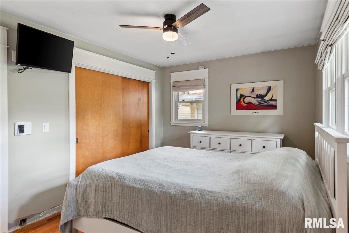 2068 Cambridge Road Springfield, IL 62704 - Photo 18 of 32