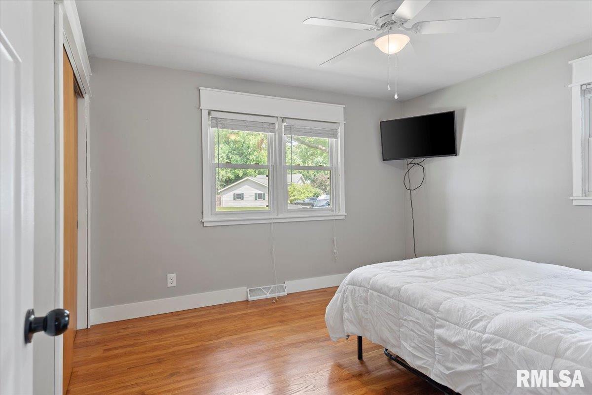 2068 Cambridge Road Springfield, IL 62704 - Photo 20 of 32