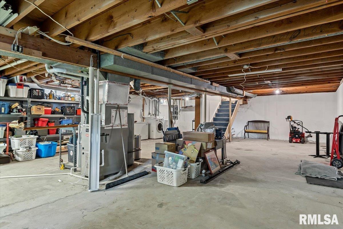 2068 Cambridge Road Springfield, IL 62704 - Photo 25 of 32