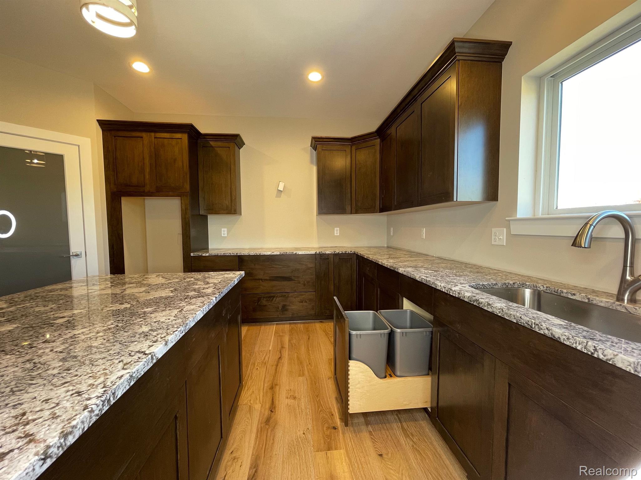 66955 Omo Road New Haven, MI 48050 - Photo 11 of 61 Gallery Image 11