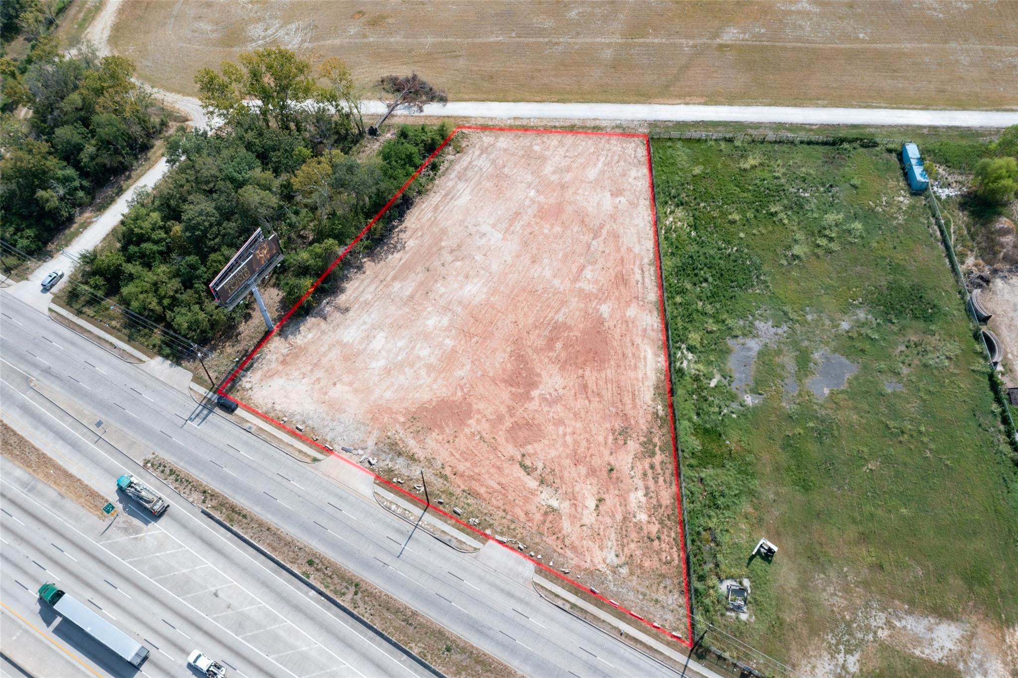 11324 Eastex Rd Freeway Houston, TX 77093 - Photo 2 of 19 a view of a garden from a window