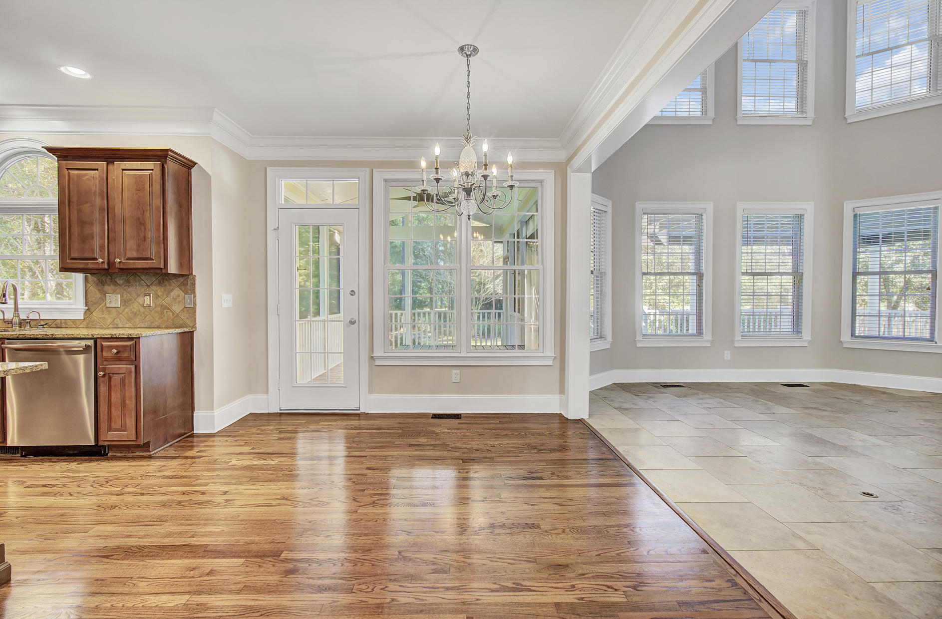 1783 Shell Ring Circle Mount Pleasant, SC 29466 - Photo 21 of 71 Eat-In Kitchen