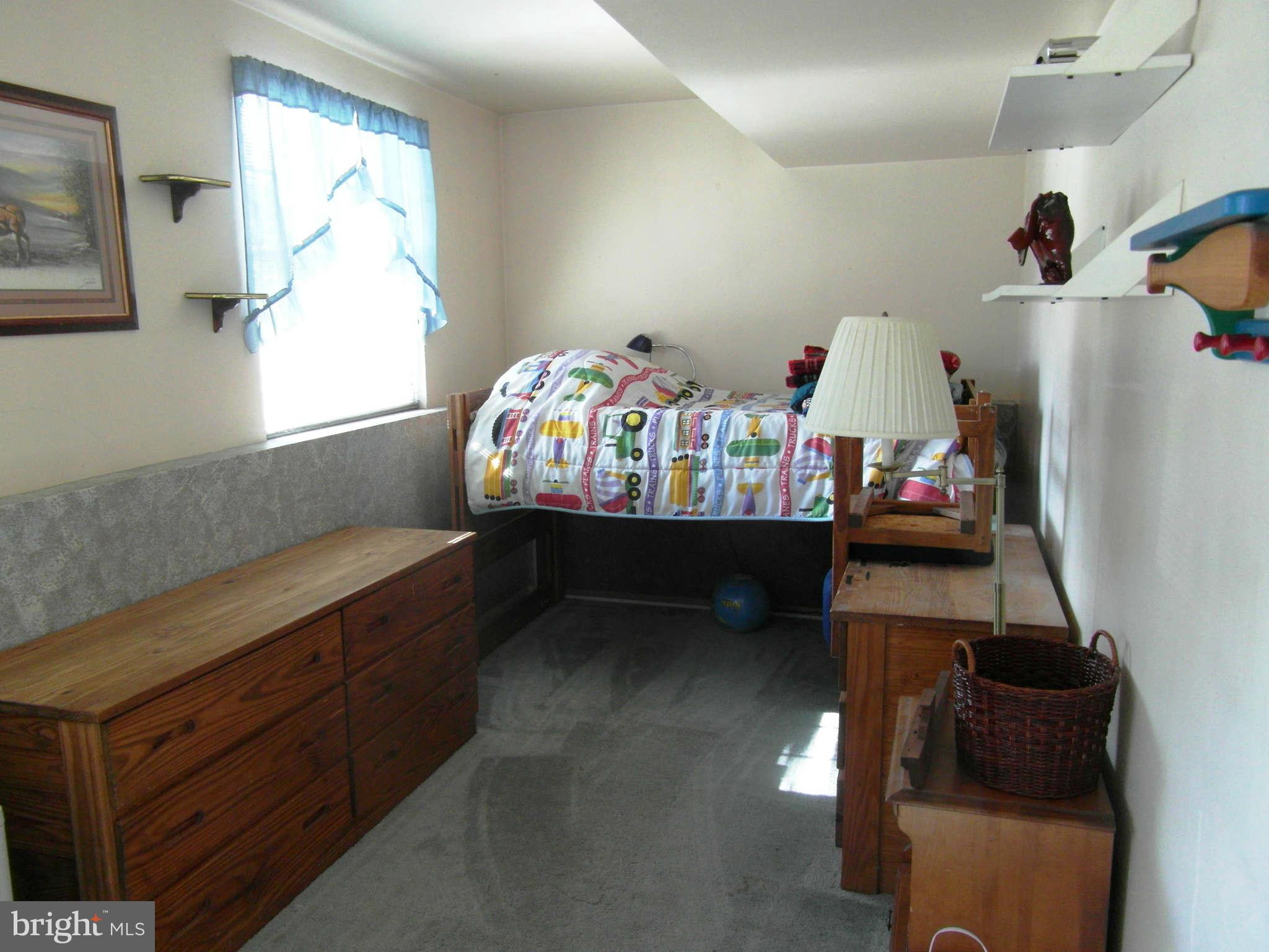 12919 Bogby Road Baltimore, MD 21220 - Photo 14 of 15 Bedroom