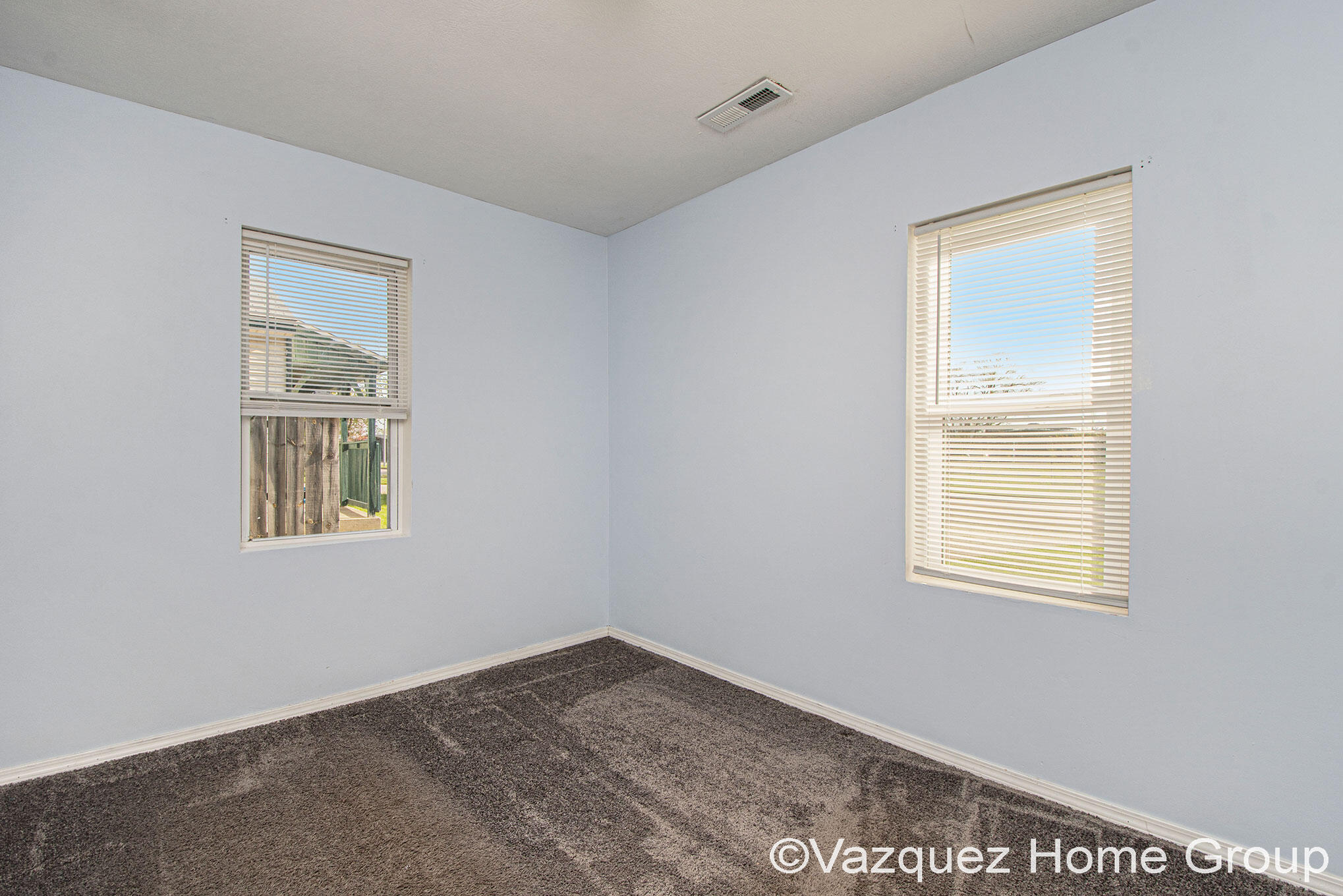 3809 Jefferson Avenue Southeast Wyoming, MI 49548 - Photo 13 of 21 DSC_4010