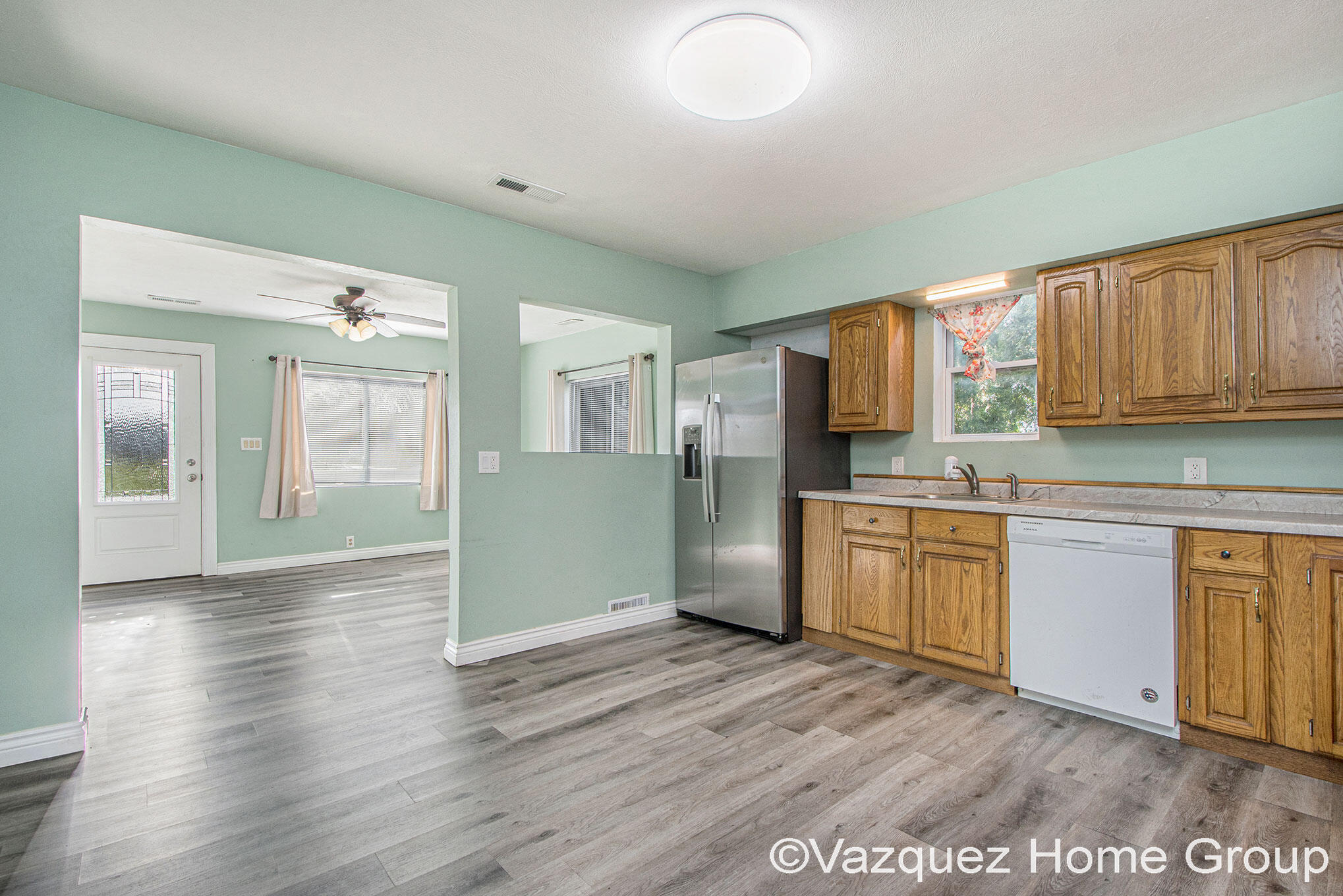 3809 Jefferson Avenue Southeast Wyoming, MI 49548 - Photo 7 of 21 DSC_3983