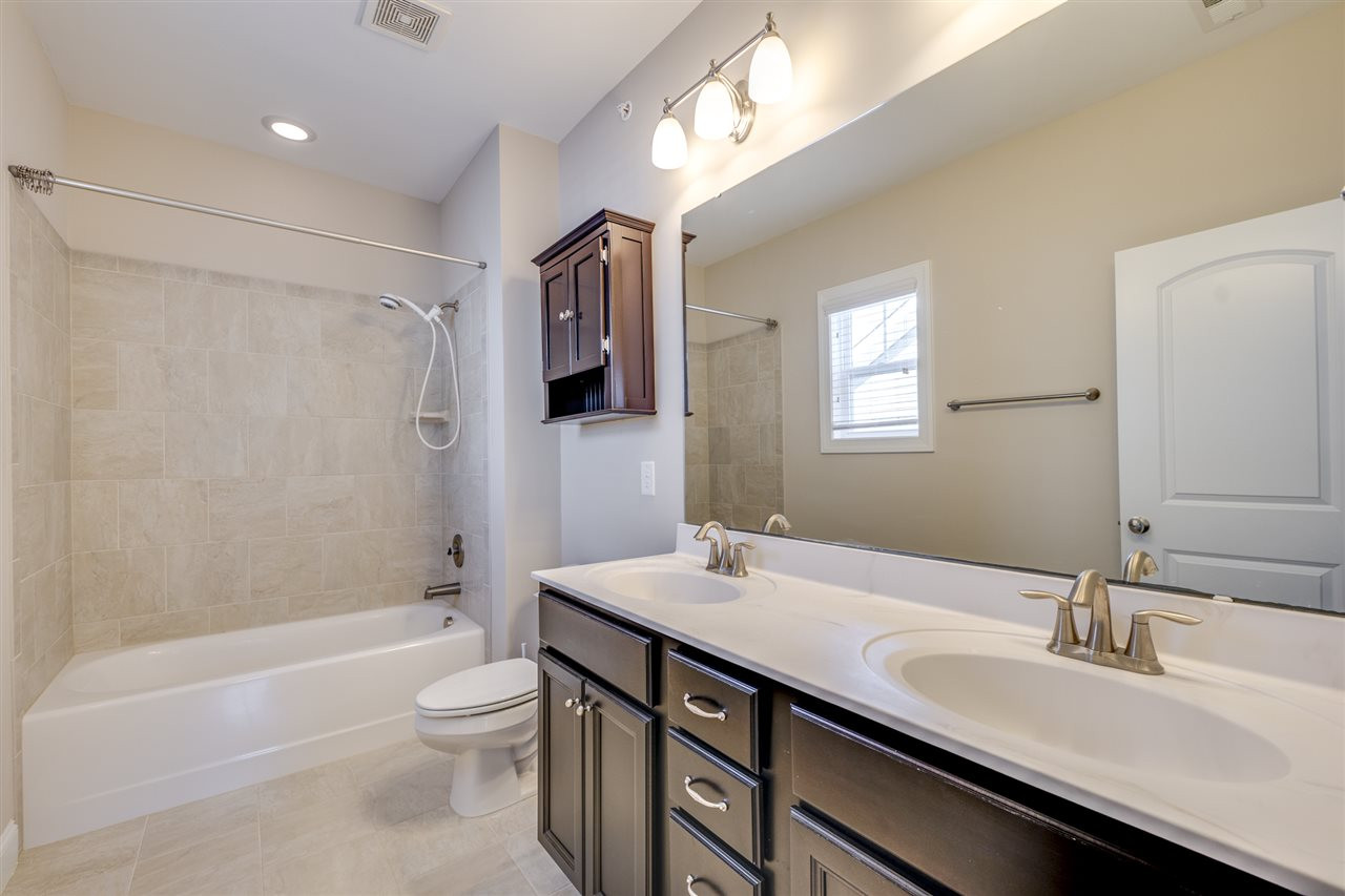 544 Ledbetter Court Raleigh, NC 27608 - Photo 23 of 29 Photo 23