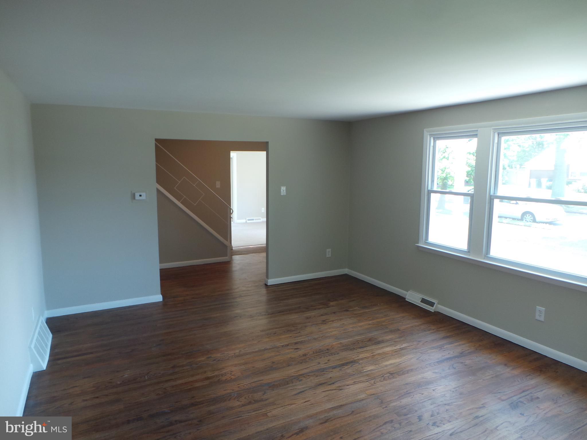 910 Abington Road Cherry Hill, NJ 08034 - Photo 11 of 31 Gallery Image 11
