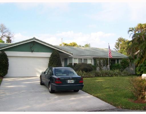 1225 Southwest 21st Street Boca Raton, FL 33486 - Photo 1 of 16 Primary Photo
