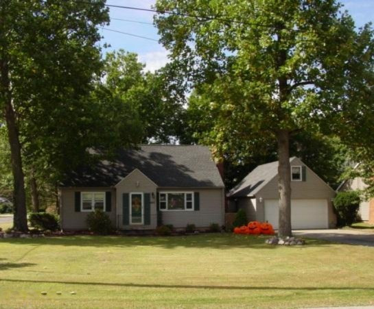 405 Douglas Drive Decatur, MI 49045 - Photo 1 of 35 Exterior