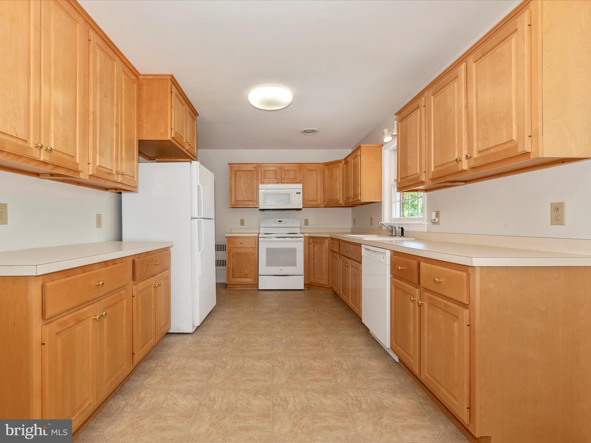 8543 Barnes Road Boonsboro, MD 21713 - Photo 13 of 52 Kitchen