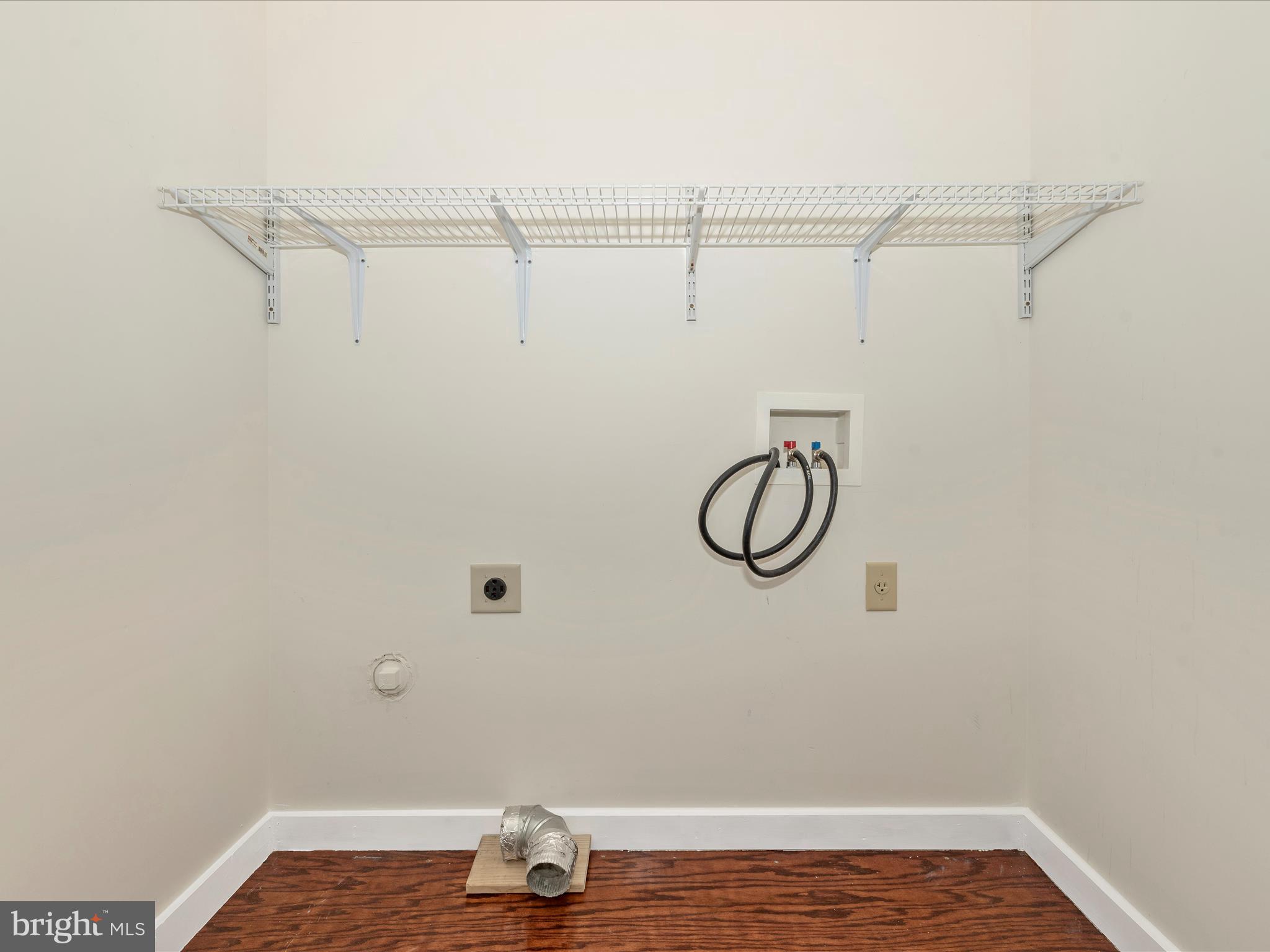 8543 Barnes Road Boonsboro, MD 21713 - Photo 29 of 52 Upstairs Hall Laundry closet