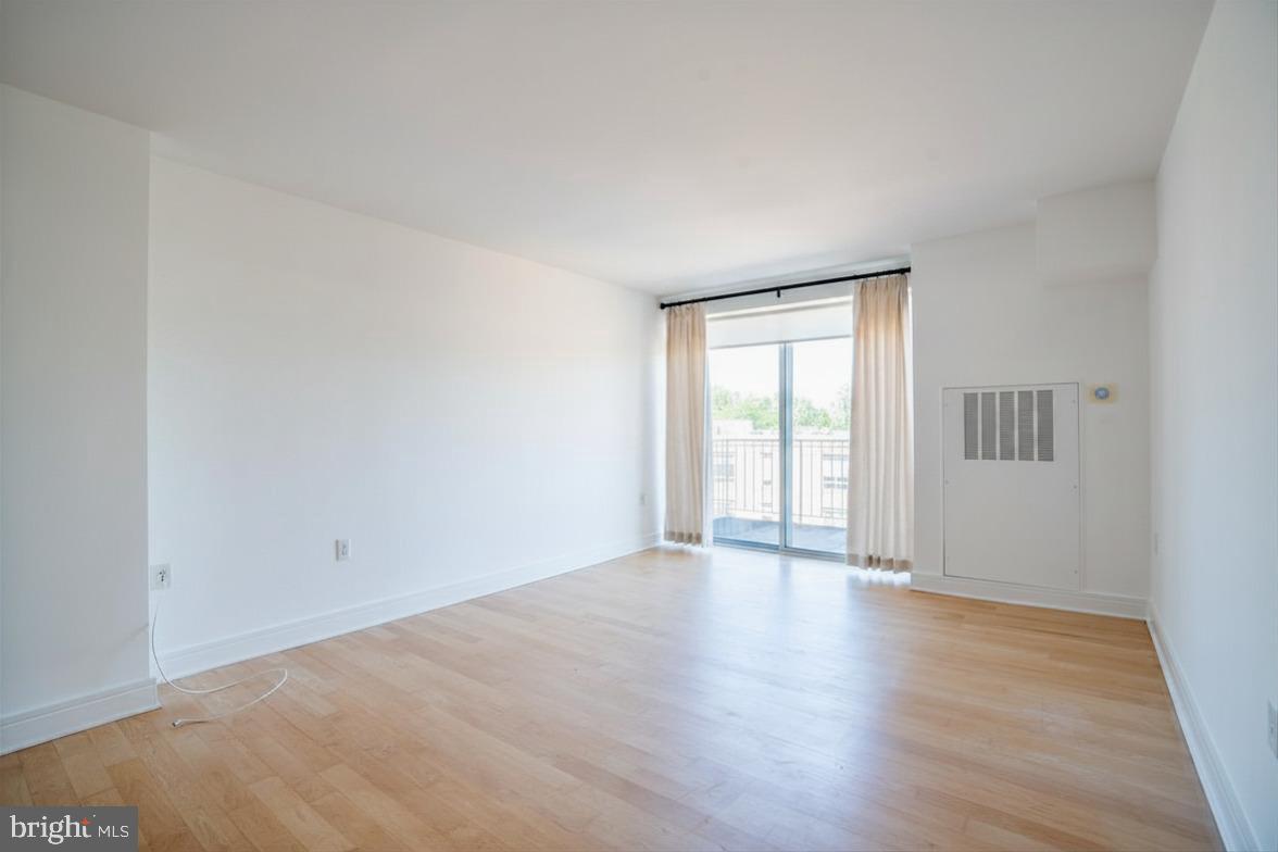 800 4th Street Southwest, Unit N609 Washington, DC 20024 - Photo 15 of 25