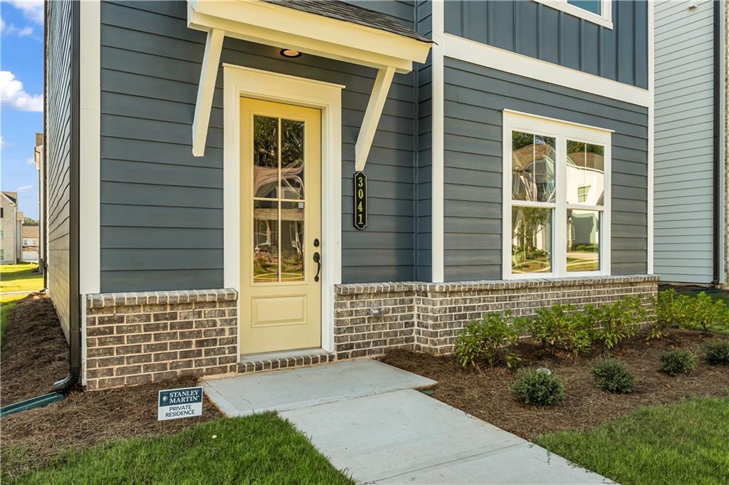 668 Devon Alley Acworth, GA 30102 - Photo 7 of 38 a front view of a house