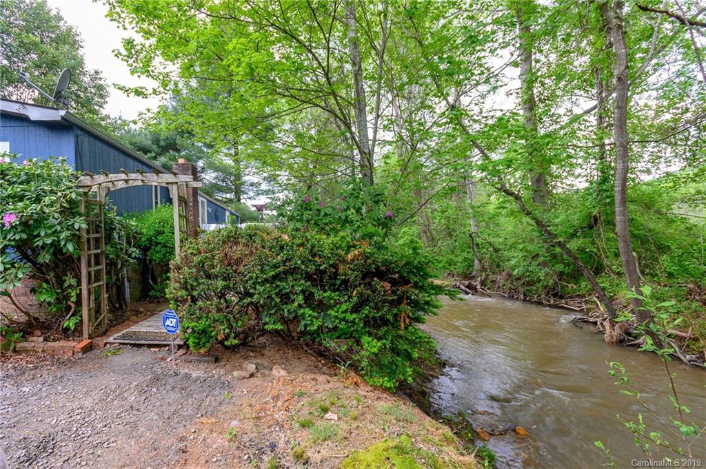 2165 Riceville Road Asheville, NC 28805 - Photo 7 of 37 Gallery Image 7