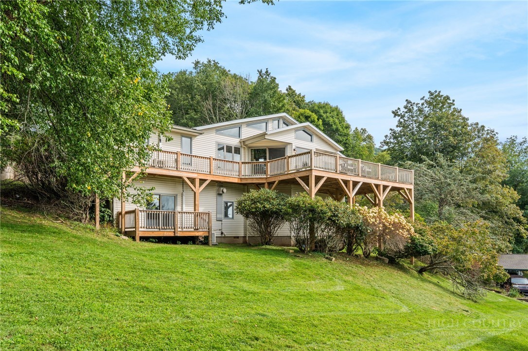 173 Skiview Road Seven Devils, NC 28604 - Photo 44 of 49 Gallery Image 44