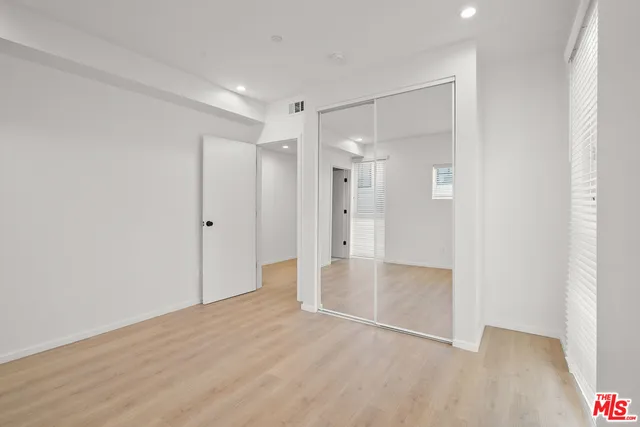 $5,958 | 6541 De Longpre Avenue, Unit 1/2, Los Angeles, CA 90028