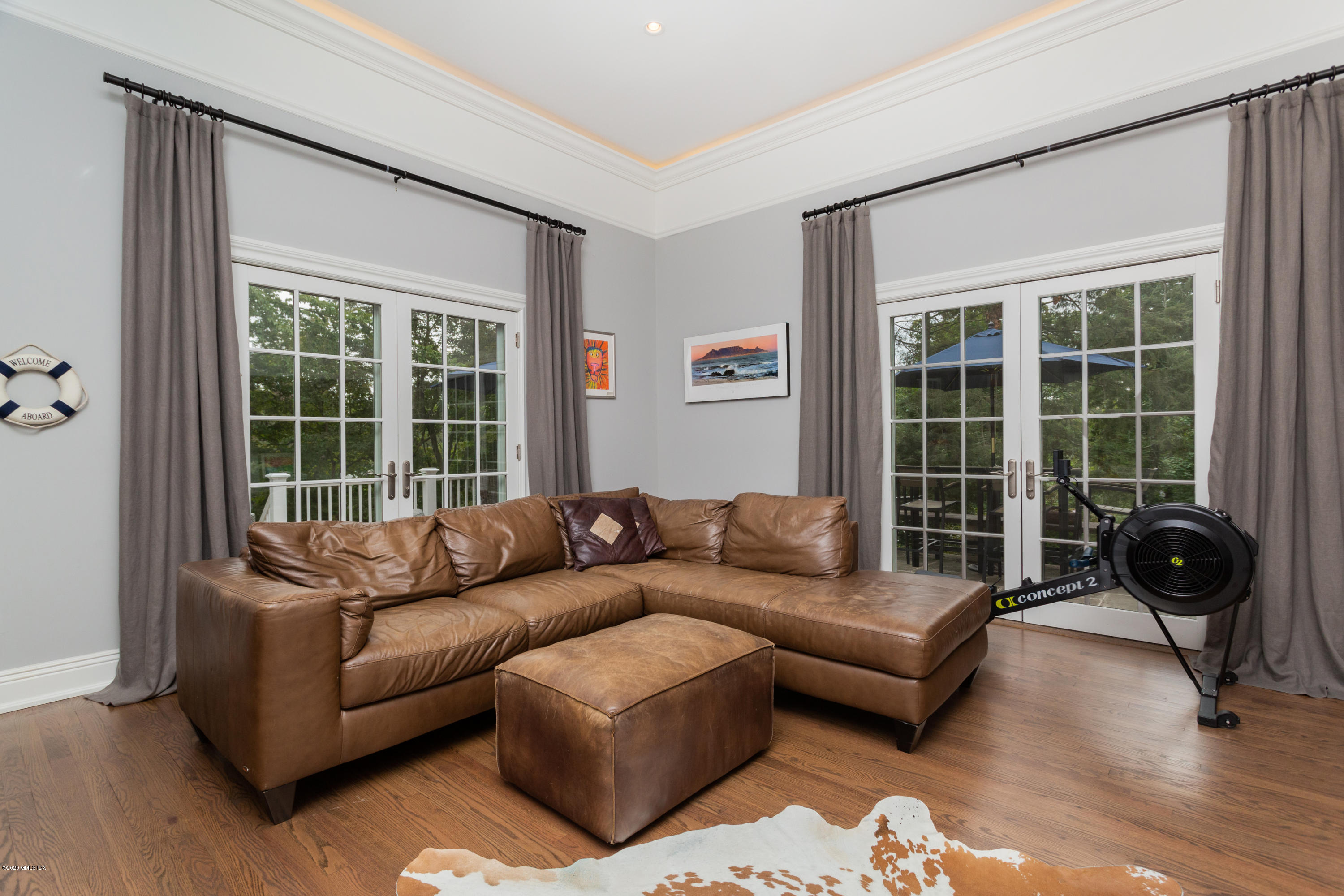 36 Evergreen Road Greenwich, CT 06830 - Photo 16 of 40 a living room with furniture and a window