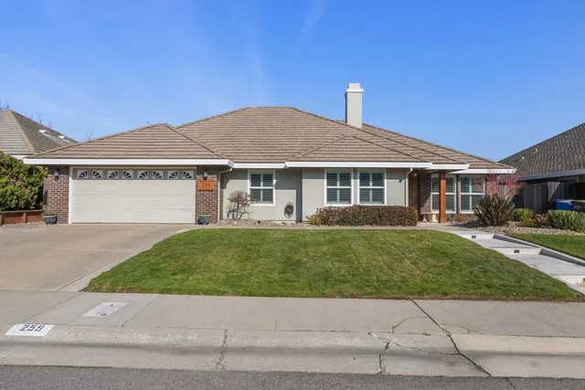 $825,000 | 259 Brewster Avenue, Sacramento, CA 95831