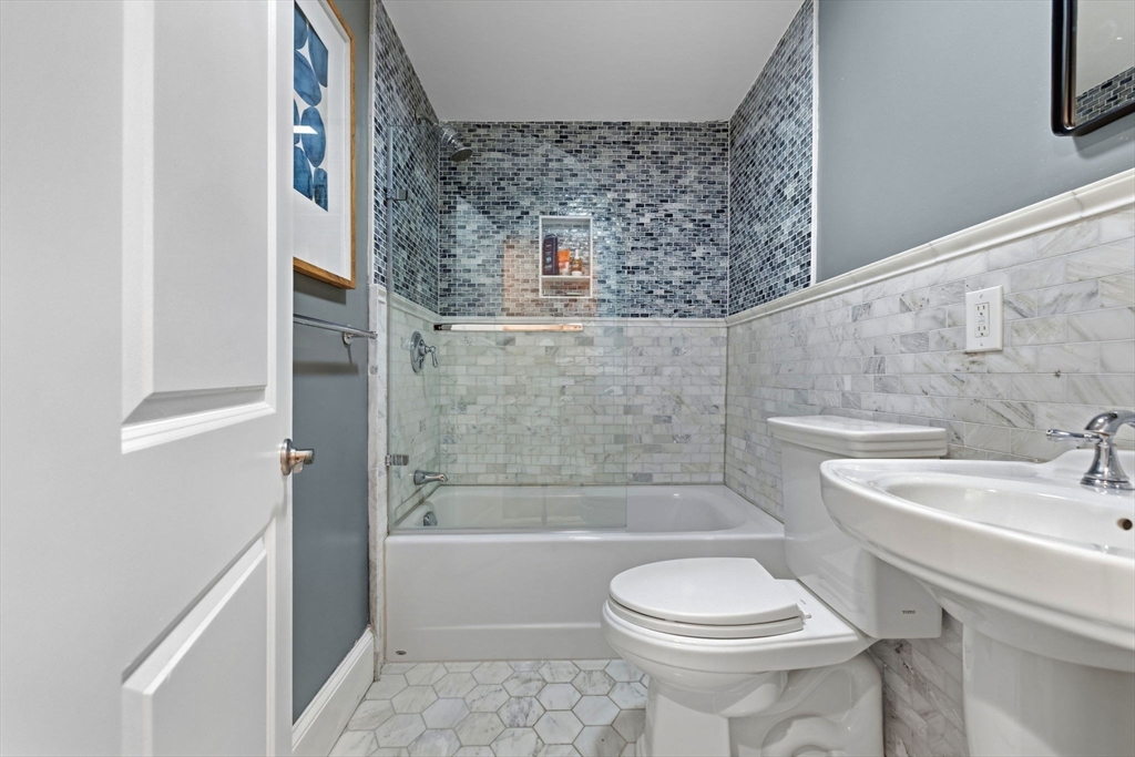 23 Bay State Road, Unit 4 Boston, MA 02215 - Photo 19 of 35 Gallery Image 19