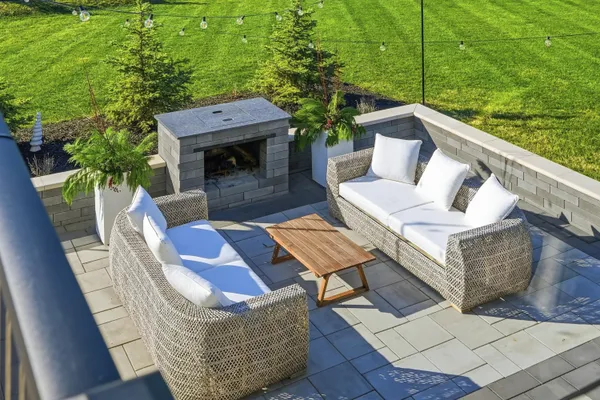 $2,100,000 | 10092 Tall Grass Trail, St. John, IN 46373