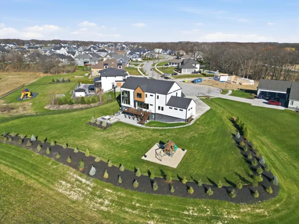$2,100,000 | 10092 Tall Grass Trail, St. John, IN 46373