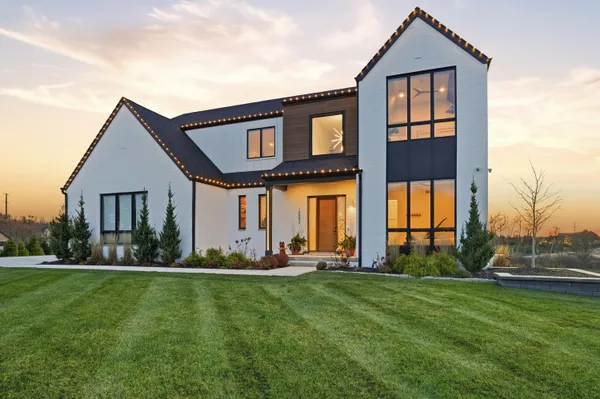 $2,100,000 | 10092 Tall Grass Trail, St. John, IN 46373