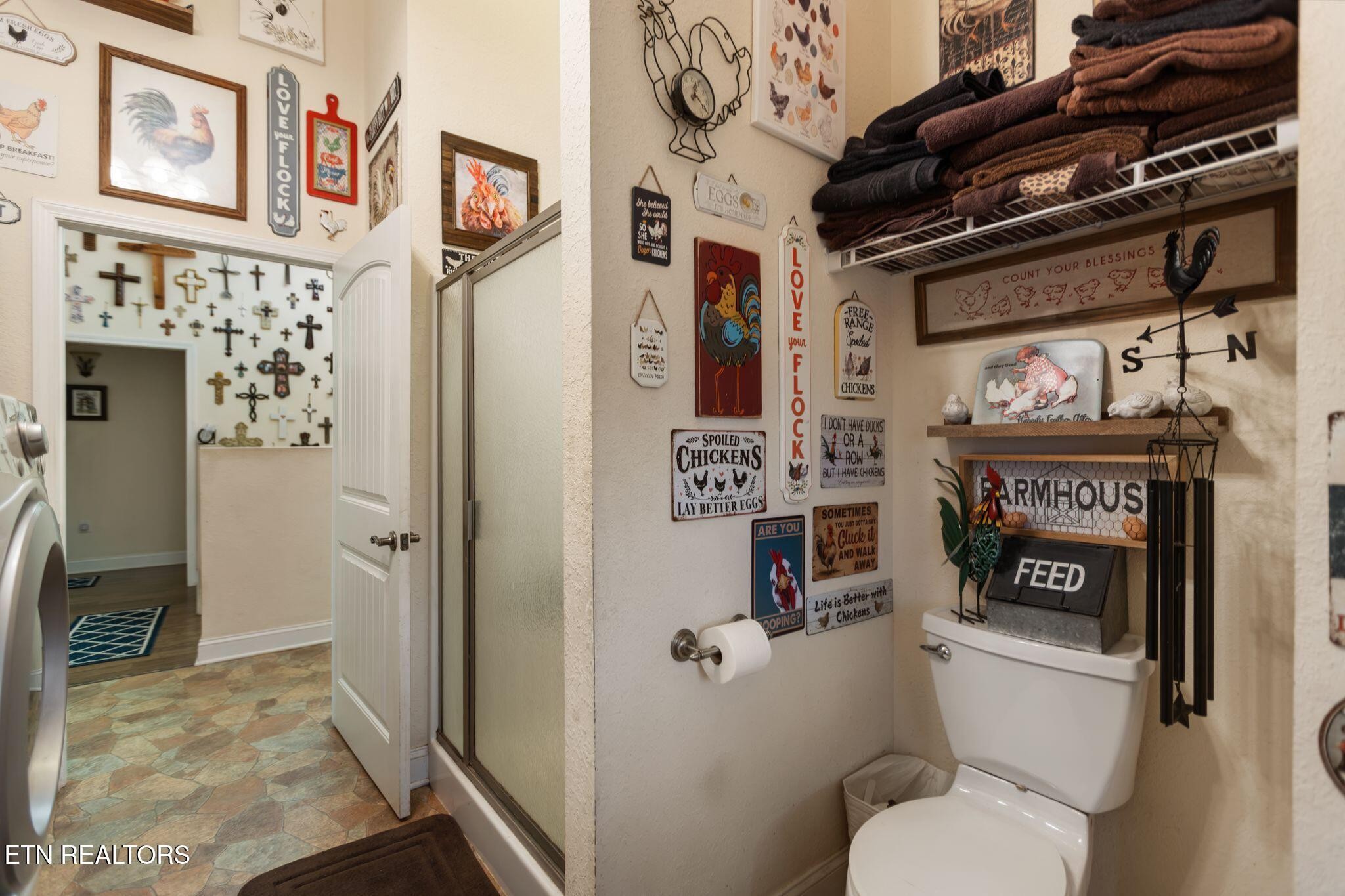 741 Clinch Valley Road Powder Springs, TN 37848 - Photo 20 of 50 a bathroom with a toilet and a shower