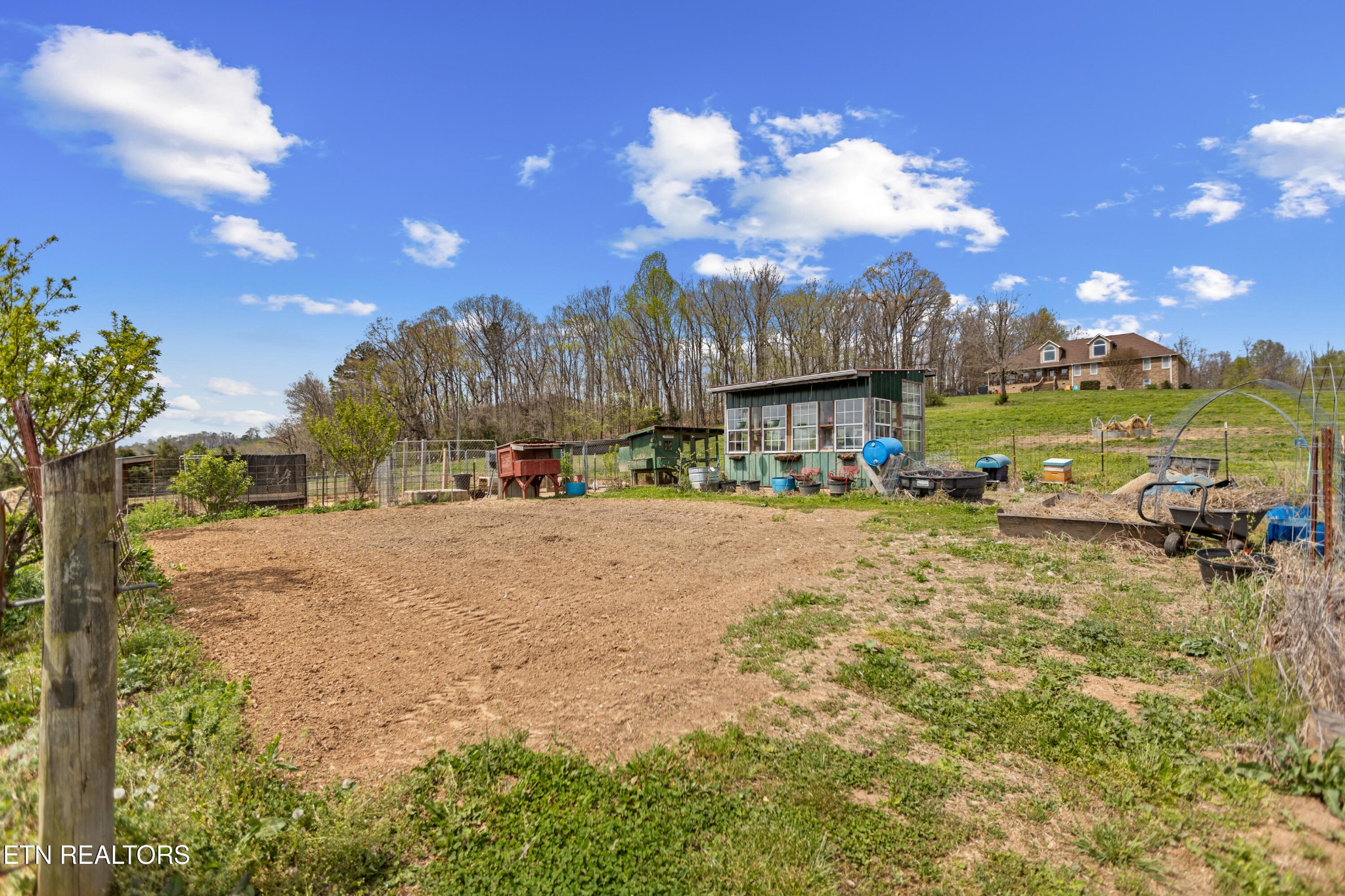 741 Clinch Valley Road Powder Springs, TN 37848 - Photo 50 of 50 a view of a street with houses