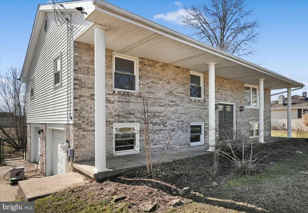 $250,000 | 2401 Belair Drive, Dover, PA 17315